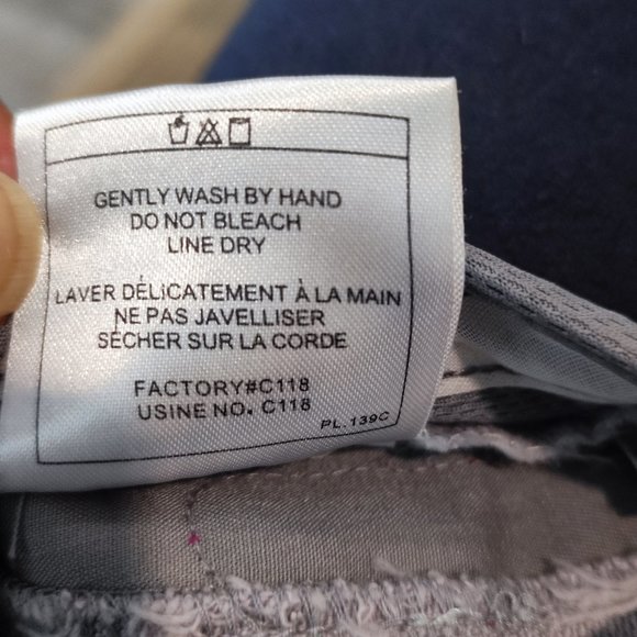 Adidas Women hat - Picture 10 of 12